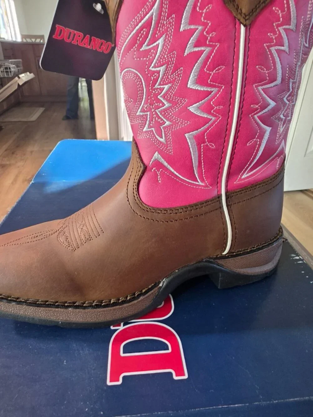 Kids Durango boots brand new size 4